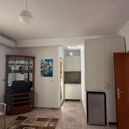 Merkaj House